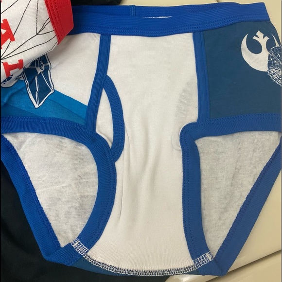 Disney Star Wars 4pc Boys Underwear Set. 1 T-Shirt 3 Briefs 100% Cot NWT - Picture 8 of 11